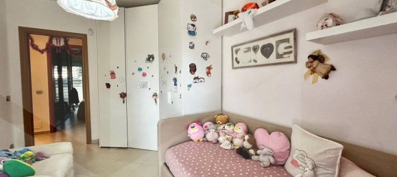 4-salle Appartement à Bitritto, Italy No. 18694 32