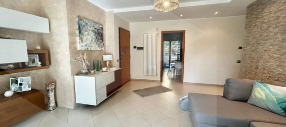 4-salle Appartement à Bitritto, Italy No. 18694 7