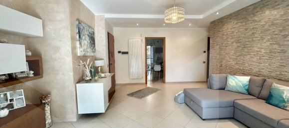 4-salle Appartement à Bitritto, Italy No. 18694 4