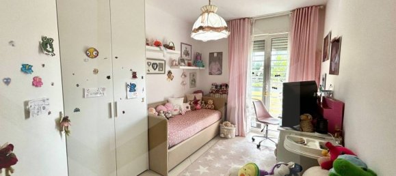 4-salle Appartement à Bitritto, Italy No. 18694 29