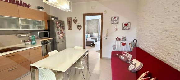 4-salle Appartement à Bitritto, Italy No. 18694 15