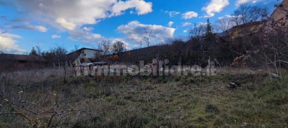 1066m² Land in L'Aquila, Italy No. 144039 8