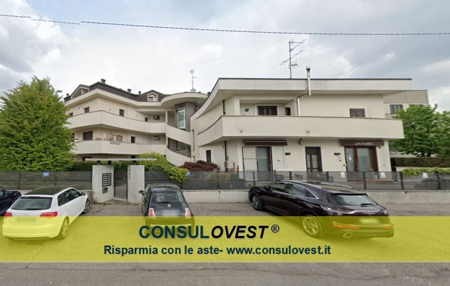 2غرفة شقة في Giussano, Italy رقم 6167