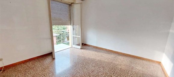 5 bedrooms Apartment in Modena, Italy No. 353650 18