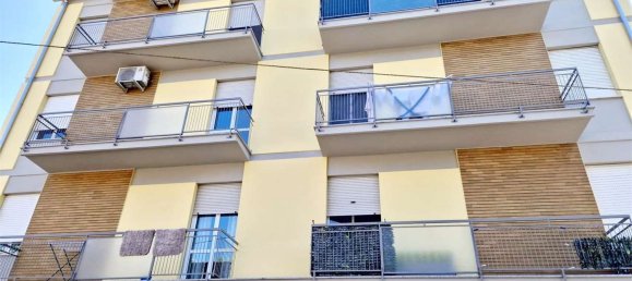 5 bedrooms Apartment in Modena, Italy No. 353650 28