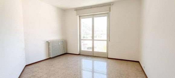 4 rooms Apartment in Borgosesia, Italy No. 17987 28