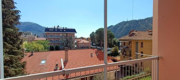 4 rooms Apartment in Borgosesia, Italy No. 17987 10