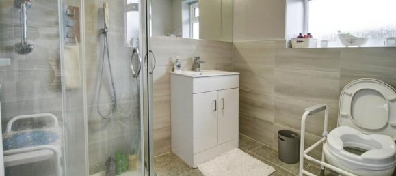 3 bedrooms House in Tunbridge Wells, United Kingdom No. 10716 2