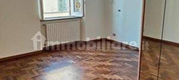 1 Schlafzimmer Wohnung in Livorno, Italy, Nr. 351032 3