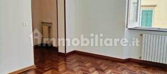 1 Schlafzimmer Wohnung in Livorno, Italy, Nr. 351032 2