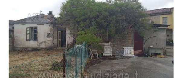 Квартира с 5 комнатами в Монте Сан Джованни Кампано, Италия № 283102 21