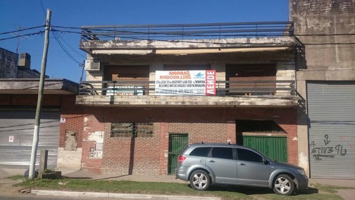 3 bedrooms House in Jose C. Paz, Argentina No. 72276