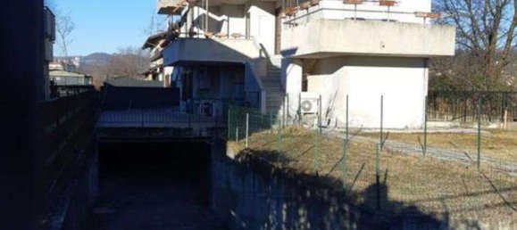 4 rooms Apartment in Angera, Italy No. 80238 4