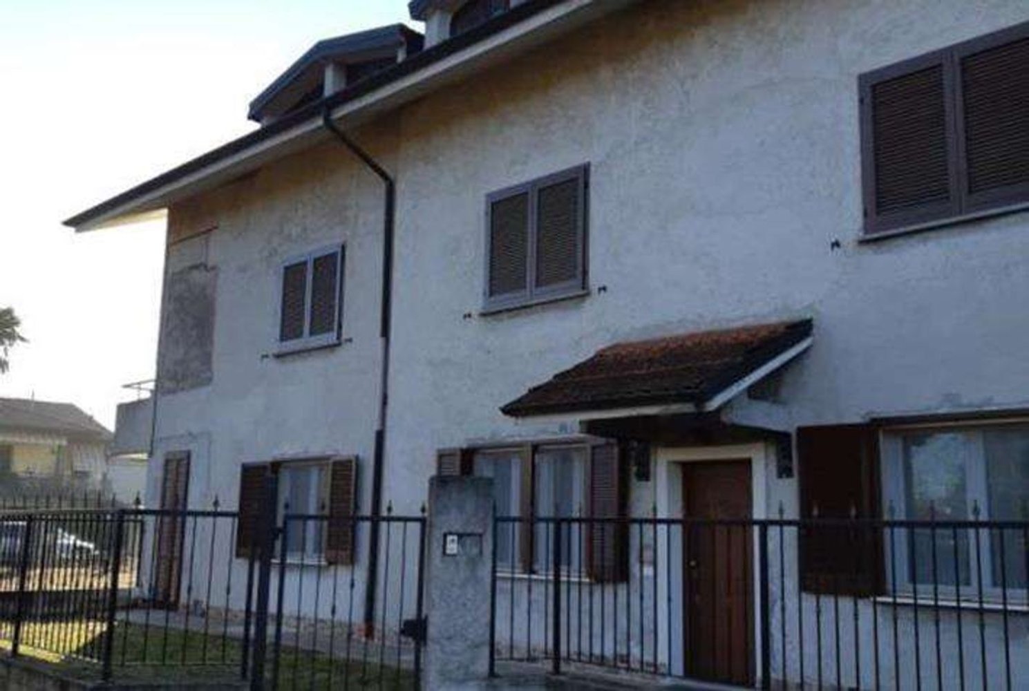 4 rooms Apartment in Angera, Italy No. 80238