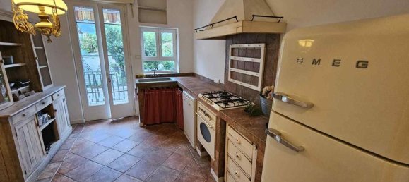 4 rooms Apartment in Massa, Italy No. 88075 3