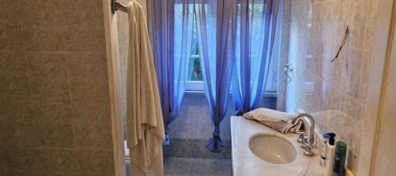 4 rooms Apartment in Massa, Italy No. 88075 13