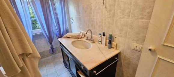 4 rooms Apartment in Massa, Italy No. 88075 14