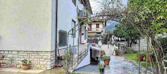 4 rooms Apartment in Massa, Italy No. 88075 20