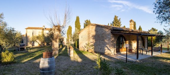 16 bedrooms House in Asciano, Italy No. 170885 3