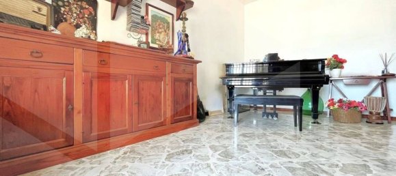 4 rooms Apartment in Triggiano, Italy No. 33403 5
