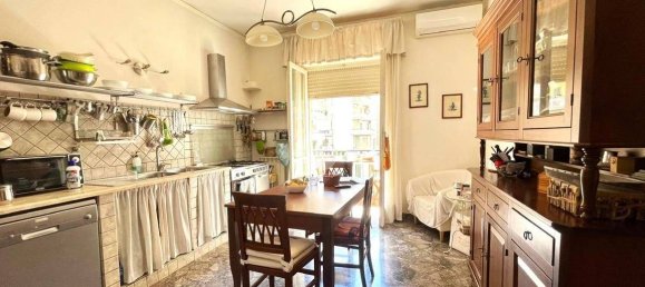 4 bedrooms Apartment in San Giorgio a Cremano, Italy No. 319145 3