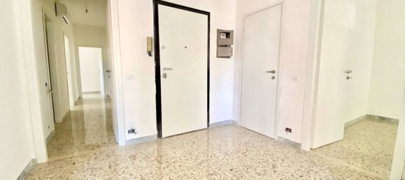 3 bedrooms Apartment in Latina, Italy No. 343805 7