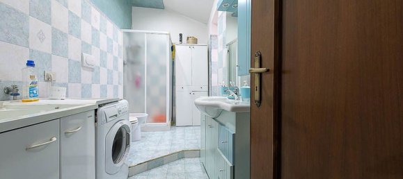 3 rooms Apartment in Campobasso, Italy No. 46727 9