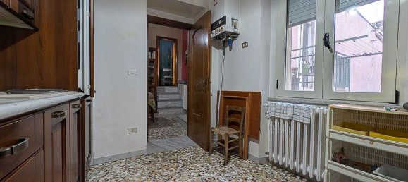 3 rooms Apartment in Campobasso, Italy No. 46727 5