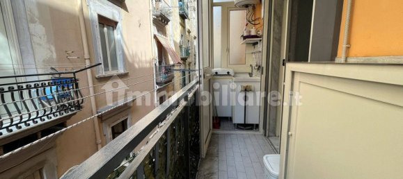 2 bedrooms Apartment in Naples, Italy No. 260893 6