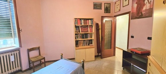 5 rooms Apartment in Chivasso, Italy No. 71460 5