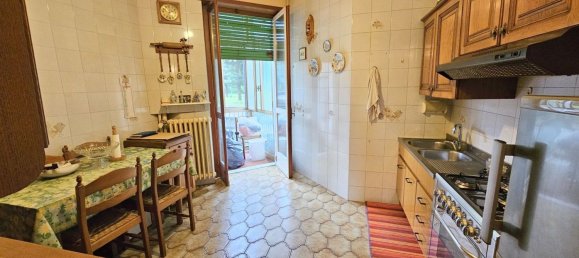 5 rooms Apartment in Chivasso, Italy No. 71460 7