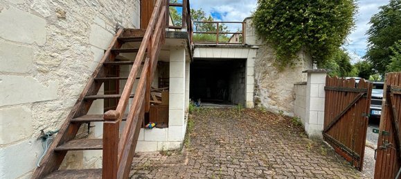 3 bedrooms House in Chinon, France No. 252992 5