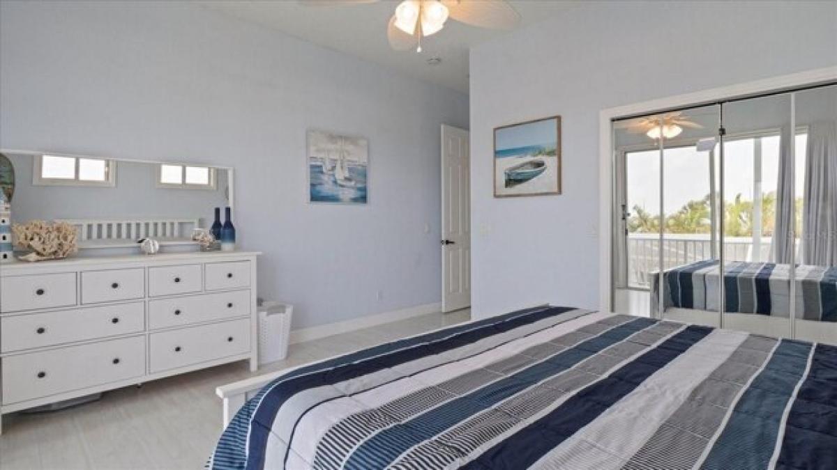 Casa de 4 dormitorios en Englewood, USA No. 384097