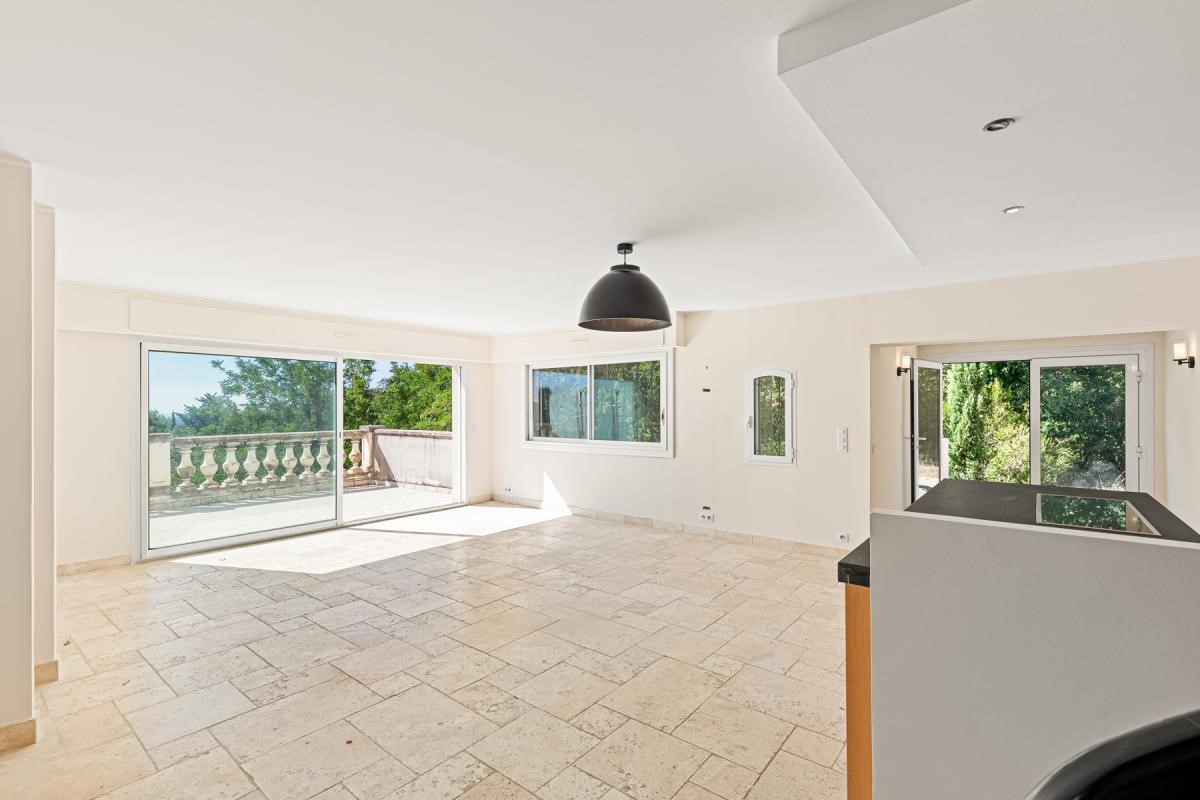 4 غرف نوم منزل ذو طابقين في Grasse, France رقم 349531