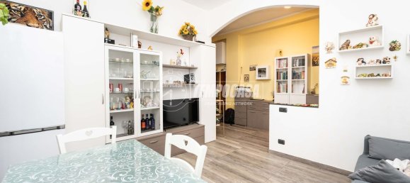 2 rooms Apartment in Milan, Italy No. 264868 3