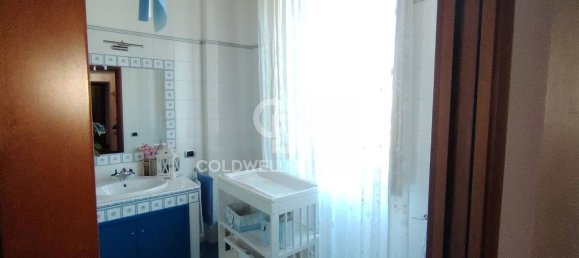 400m² Building in Caserta, Italy No. 301097 7