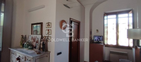 400m² Building in Caserta, Italy No. 301097 4