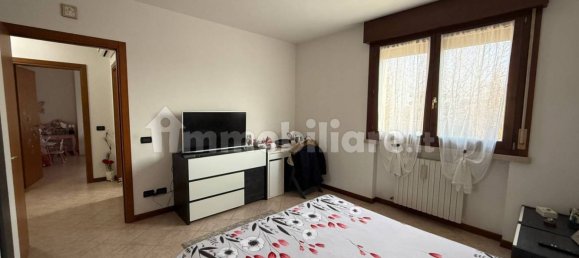 Квартира с 2 спальнями в Оппеано, Италия № 197198 21