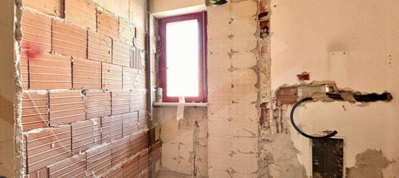 Apartamento de 4 divisões em Bitritto, Italy N.º 27281 19