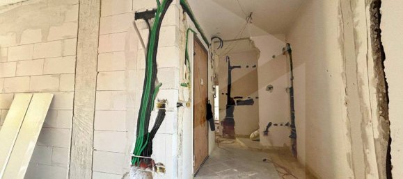 Apartamento de 4 divisões em Bitritto, Italy N.º 27281 6