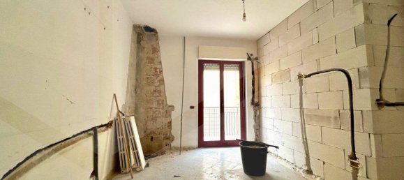 Apartamento de 4 divisões em Bitritto, Italy N.º 27281 10