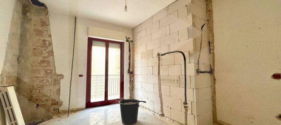 Apartamento de 4 divisões em Bitritto, Italy N.º 27281 12