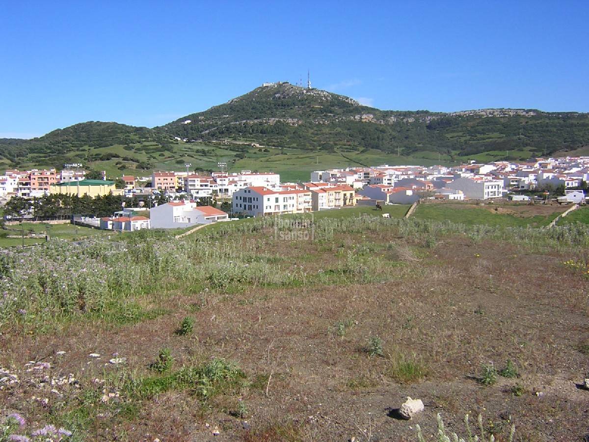  قطعة أرض في Es Mercadal, Spain 300متر مربع رقم 3754