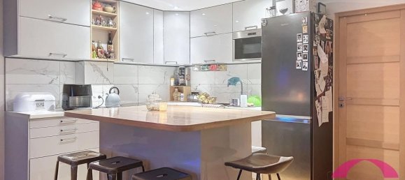 Dúplex de 4 dormitorios en Alfortville, France No. 129749 3