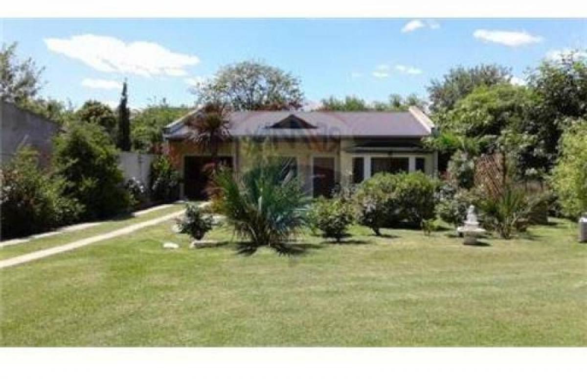 Дом с 2 спальнями в Пилар, Аргентина № 10344