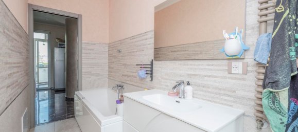 3 غرف نوم شقة في Turin, Italy رقم 323127 16