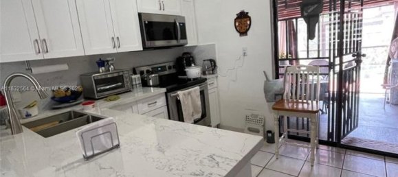 3 غرف نوم دوبلكس في Miami, الولايات المتحدة رقم 614772 11