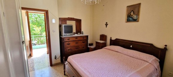 3 bedrooms Castles in Castiglione Messer Raimondo, Italy No. 279734 24