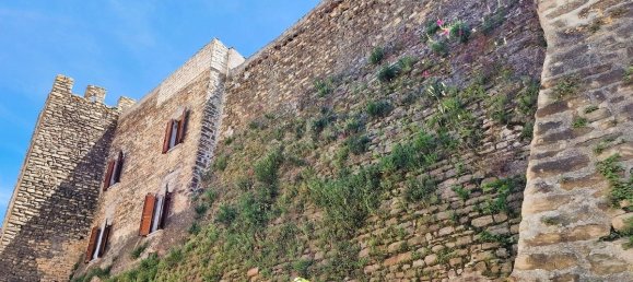 3 bedrooms Castles in Castiglione Messer Raimondo, Italy No. 279734 4