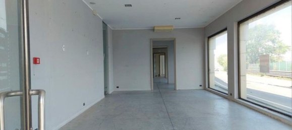 Gewerbliche Immobilie in Sassari, Italy 643m², Nr. 372505 14